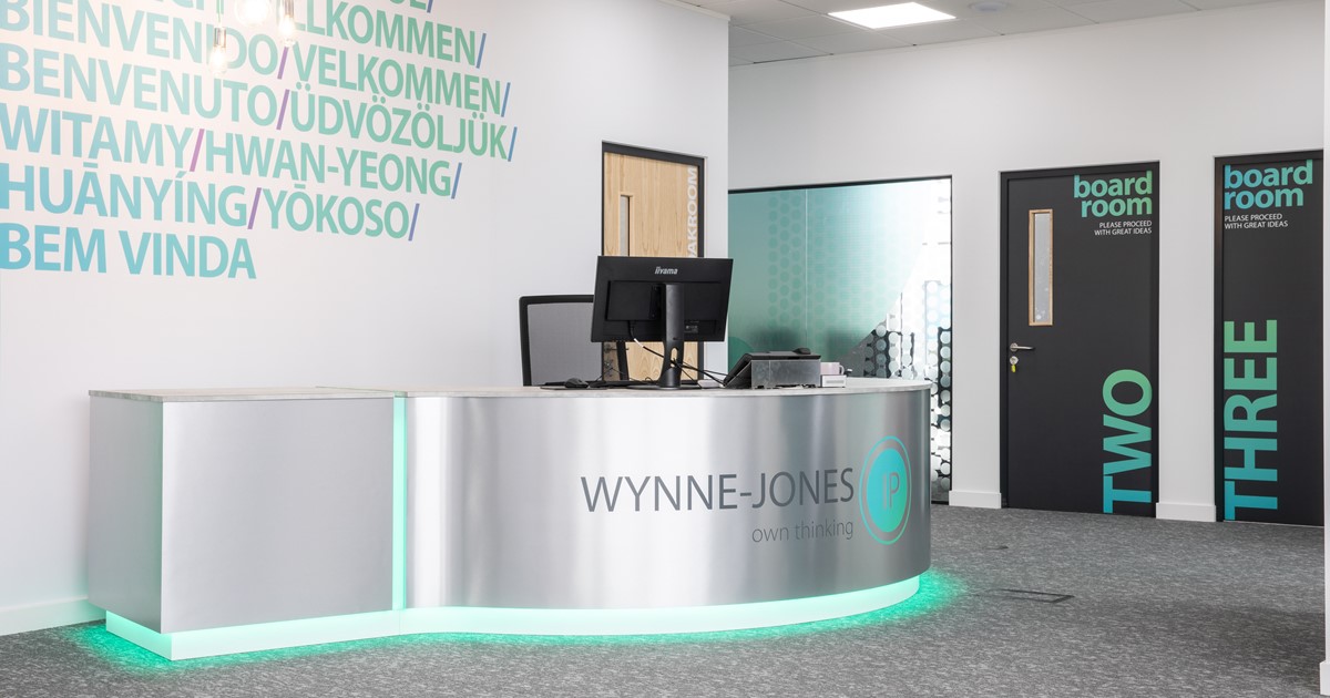 (c) Wynne-jones.com